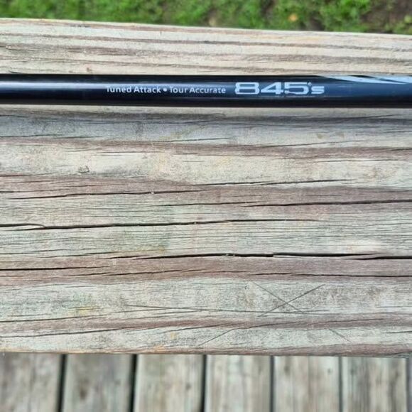 Tommy Armour 15° 845s Fairway 3 Wood, Graphite R-Flex - RH - 43" - Picture 7 of 9